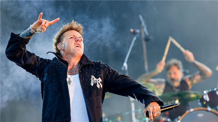 Am Freitagabend brachten Papa Roach das Infield des Festivals zum Kochen. 