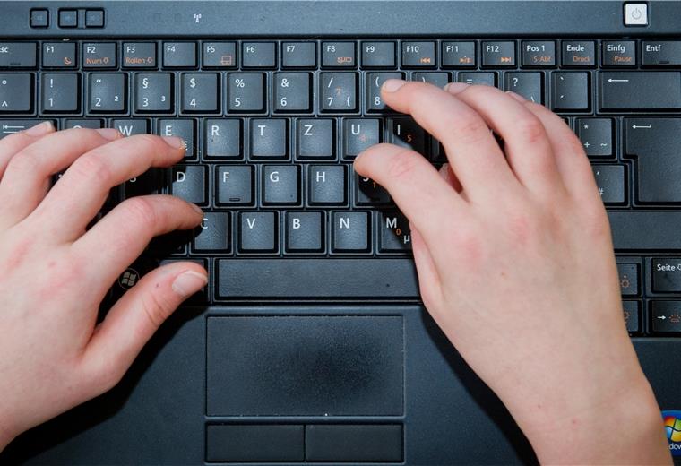 Am Hackathon der Bundesregierung haben sich knapp 23000 Programmierer, Designer, Kreative, Problemlöser und sozial engagierte Bürgerinnen und Bürger beteiligt.