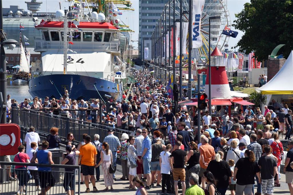 Am letzten Tag des Seestadtfestes wurde es noch einmal so richtig voll. Foto: Sc...