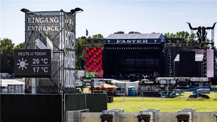 Am Mittwoch öffnet das Infield vor den großen Bühnen.
