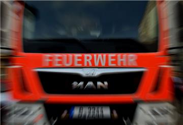 Am Samstagmittag rückten die Feuerwehren aus Ostervesede, Westervesede, Scheeßel und Lauenbrück r mit einem Großaufgebot nach Deepen aus.