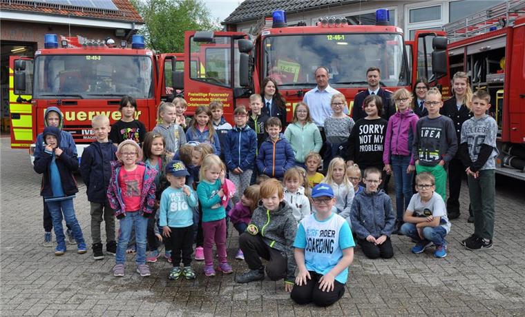 Am Sonnabend war es soweit: Die Gründung der Kinderfeuerwehr Seefeld/Reitland/Schwei wurde vollzogen. 25 Kinder sind dabei.