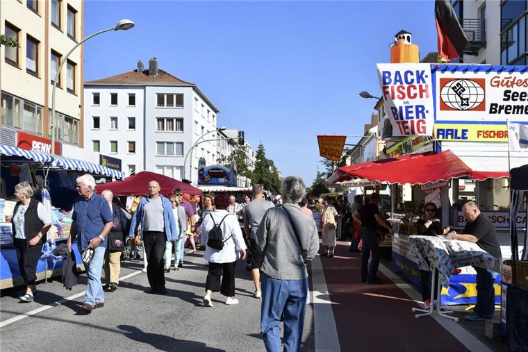 Bremerhaven: Zwei verkaufsoffene Sonntage an einem Tag Am Sonntag steigt in Bremerhaven-Geestemünde wieder das Herbstfest mit Pflanzenmarkt auf dem Neumarkt.