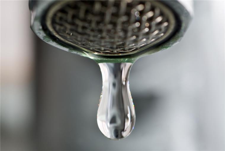Technik streikt: Probleme bei der Wasserversorgung in Bremerhaven und Langen Am Sonntagvormittag kam es in den meisten Haushalten nur tröpfchenweise aus dem Wasserhahn.