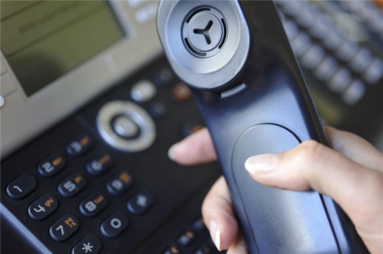 Rotenburg: DAK-Gesundheit schaltet Telefon-Hotline wegen Hitzewelle Am Telefon geben Ärzte Tipps zum richtigen Umgang mit der Hitze.