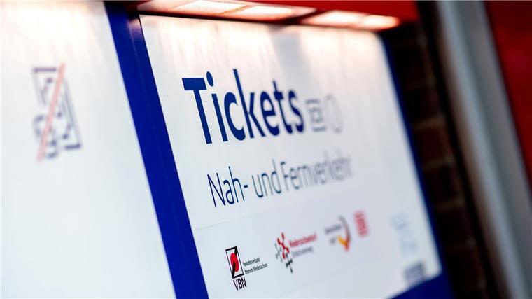 Fahrkarten in Bremen und Umland werden teurer Am Ticketautomaten müssen Kunden des VBN ab dem kommenden Jahr tiefer in die Tasche greifen.