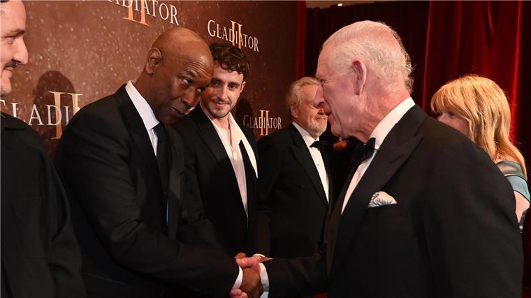 Am Vorabend seines Geburtstags hatte er sich auf dem Roten Teppich der Weltpremiere von „Gladiator II“ gezeigt und Stars wie Denzel Washington getroffen.