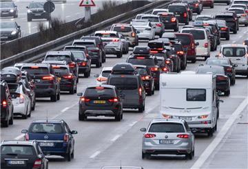Am Wochenende könnte es auf den deutschen Autobahnen zu Staus und Verzögerungen kommen. 