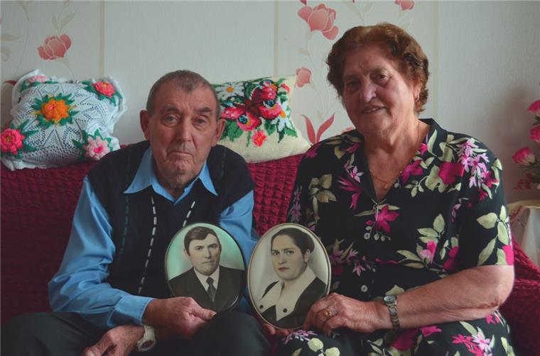Amalia und Andreas Till feiern diamantene Hochzeit im Kreise ihrer Lieben.