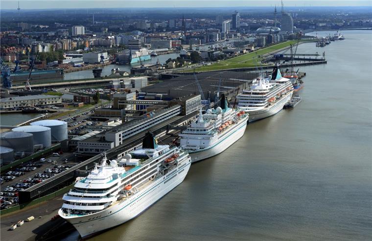 Volles Programm am Wochenende: Drei Kreuzfahrtschiffe laufen Bremerhaven an An der Columbuskaje herrscht am Wochenende wieder ordentlich Betrieb.