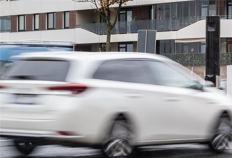 Zwei neue Blitzer für Bremerhaven in Planung An der Columbusstraße steht schon ein Blitzer zur Geschwindigkeitskontrolle, die Stadt will nun auch zwei Blitzer an der Schiffdorfer Chaussee und an der Elbestraße aufstellen.