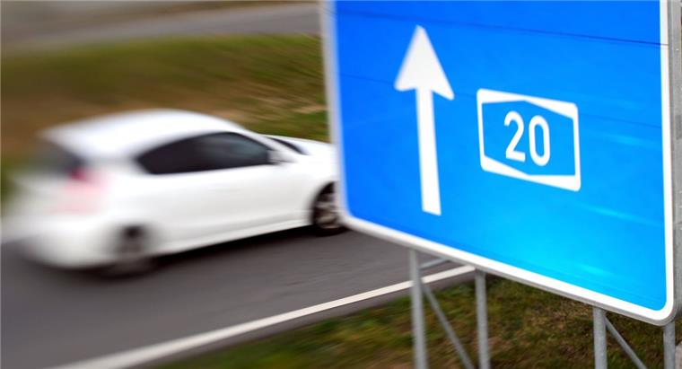 Erster Spatenstich für die Küstenautobahn A20 noch 2019 An der geplanten Küstenautobahn A 20 sollen ein oder mehrere interkommunale Gewerbegebiete entstehen.