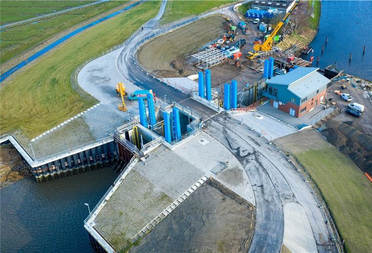 Hadelner Kanalschleuse vor Fertigstellung Hadelner Kanalschleuse