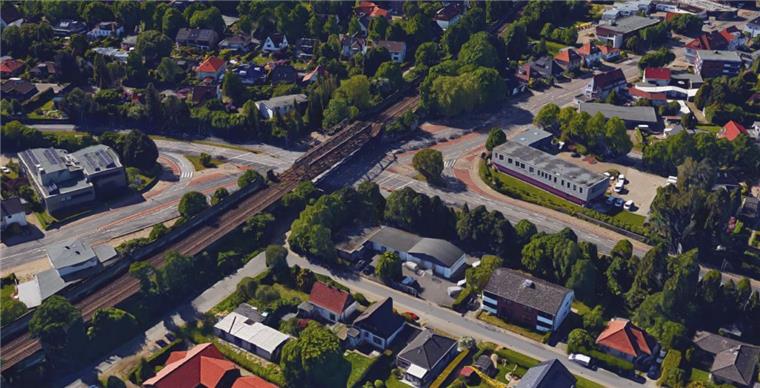 Leherheide: Radfahrer wird übersehen und gerammt An der Kreuzung Langener Landstraße/Cherbourger Straße ist am Dienstagnachmittag ein Fahrradfahrer bei einem Verkehrsunfall verletzt worden.