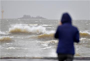 An der Nordseeküste dürfte es auf dem Wasser ziemlich rau zugehen.