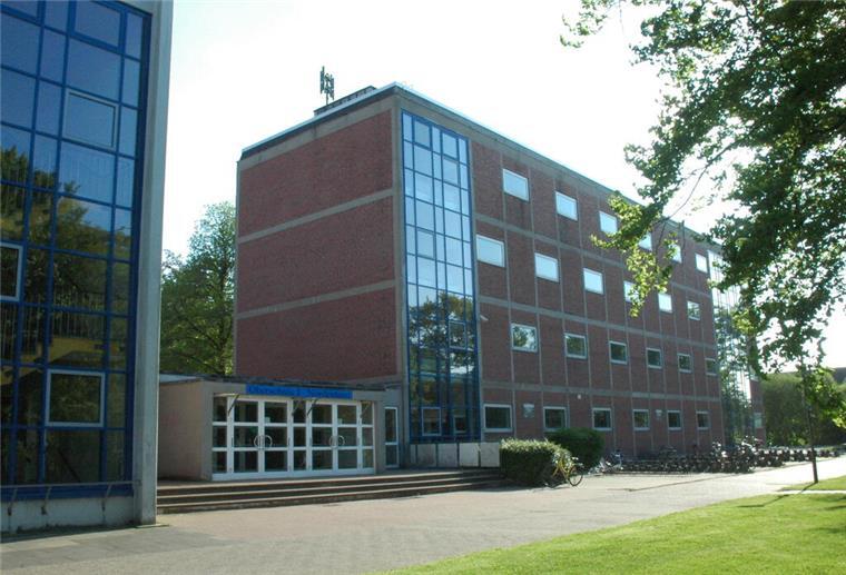 Wesermarsch: Junge löst Polizeieinsatz in Schule aus An der Oberschule 1 in Nordenham kam es am Donnerstag zu einem Polizeieinsatz.