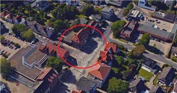 An der Sparkassen-Filiale an der Weserstraße in Wulsdorf wurde ein Mann in der Nacht zu Sonntag überfallen.