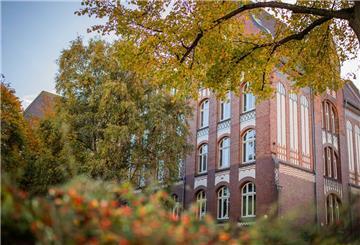 Blick auf die Wilhelm-Raabe-Schule in Bremerhaven