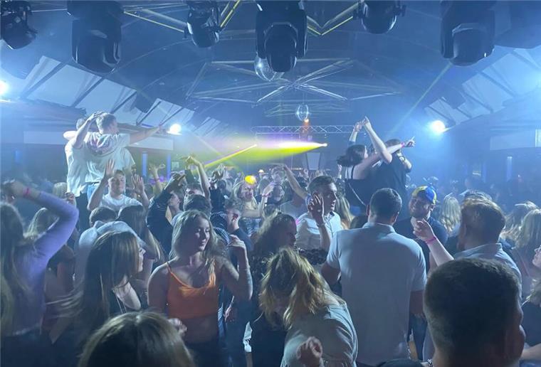 Hier gibt’s an Ostern Party in Bremerhaven und umzu An Ostern kann man sich wieder so richtig austoben.