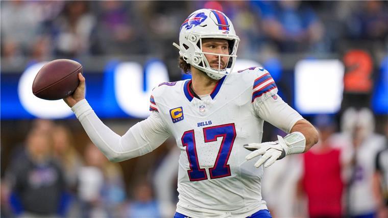 Nächster knapper Sieg: Chiefs gewinnen NFL-Division An sechs Touchdowns war Josh Allen direkt beteiligt und ging dennoch als Verlierer vom Platz.