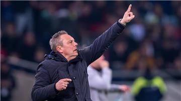 Andé Breitenreiter und Hannover 96 verlieren im Aufstiegsrennen der Zweiten Liga den Anschluss.