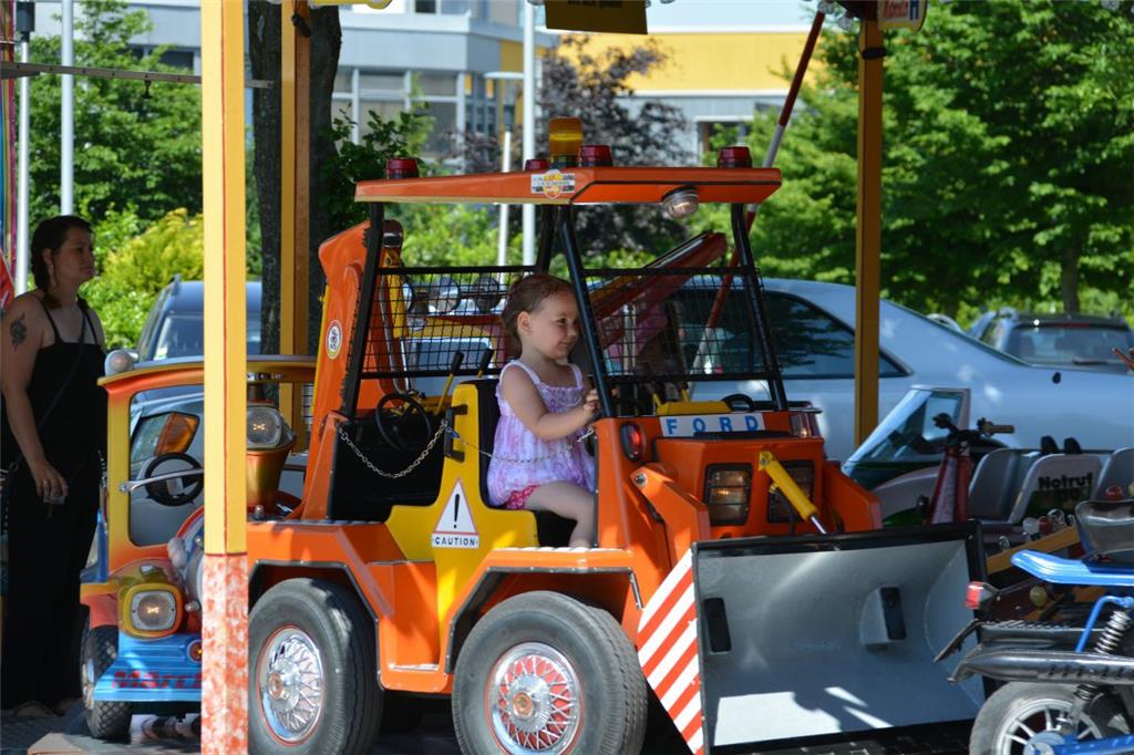 Andere Kinder präferierten etwas langsamere Fahrgeschäfte.