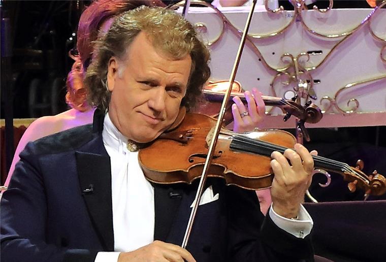 André Rieu sagt Konzerte in Bremen und Hamburg ab André Rieu muss zwei Konzerte absagen.