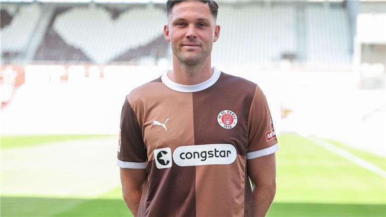 Eintracht Braunschweig und FC St. Pauli trennen sich 1:1 Andreas Albers glich für den FC St. Pauli aus.