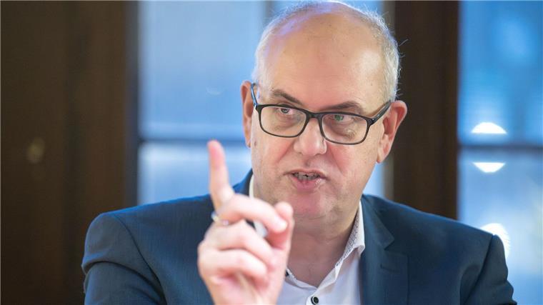 Bovenschulte fordert Reform der Schuldenbremse Andreas Bovenschulte (SPD), Bürgermeister von Bremen, zum Thema Schuldengrenze.
