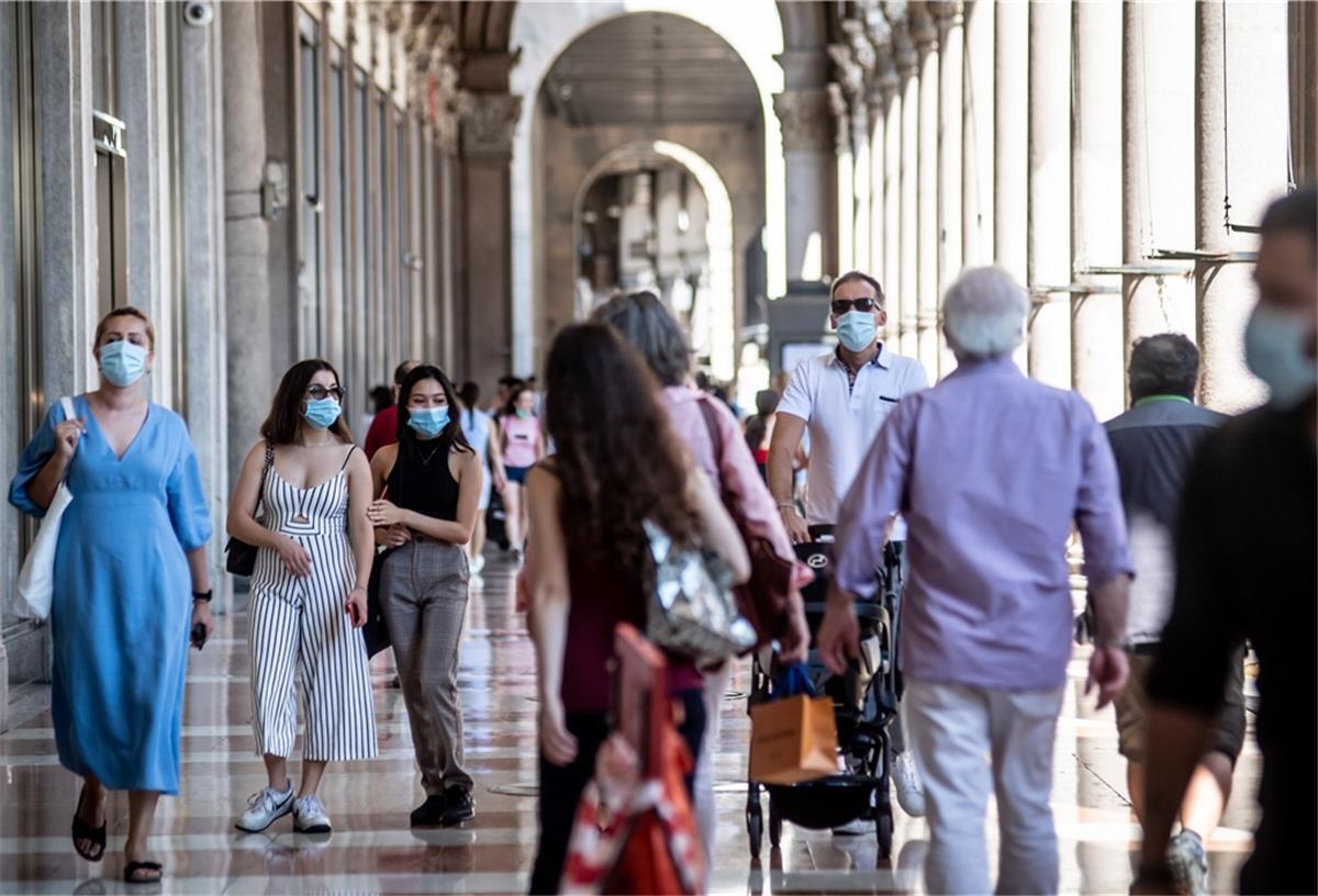 Italien plant landesweite Maskenpflicht im Freien Angesichts steigender Infektionszahlen erwägt die italienische Regierung drastische Maßnahmen.