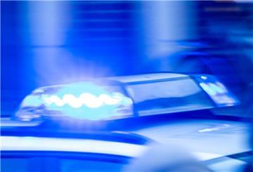 Angriff in Bremen: Frau und Helfer schwer verletzt