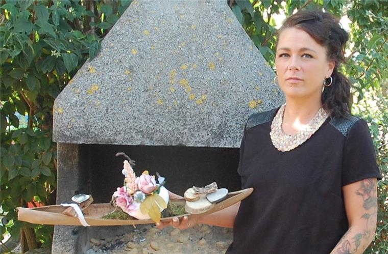 Kultgaststätte bleibt: Anika Teske übernimmt die Hahnenknooper Mühle in Stadland Anika Teske ist gelernte Restaurantfachfrau und will als Pächterin der Hahnenknooper Mühle viele eigene Ideen verwirklichen.