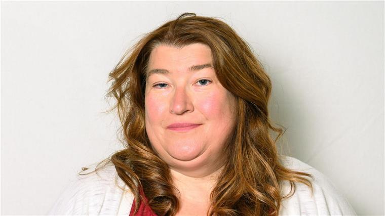 Bremens grüne Sozialsenatorin Stahmann zieht sich zurück Anja Stahmann (Bündnis 90/Die Grünen) steht für ein Portrait vor der Kamera.