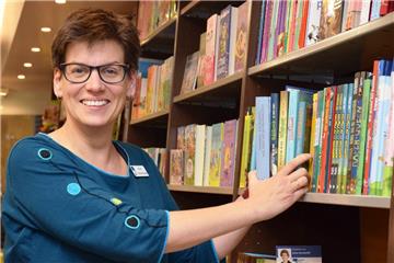 Anne v. Bestenbostel und ihr Team würden immer wieder neue Formate erfinden, um Kinder, Jugendliche und Erwachsene für das Lesen zu begeistern, so Wissenschaftsminister Björn Thümler.  