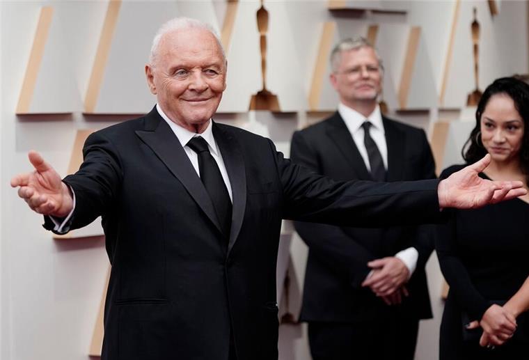 Anthony Hopkins als römischer Kaiser - „Those About To Die“ Anthony Hopkins tritt für Roland Emmerichs Gladiatoren-Serie als römischer Kaiser vor die Kamera