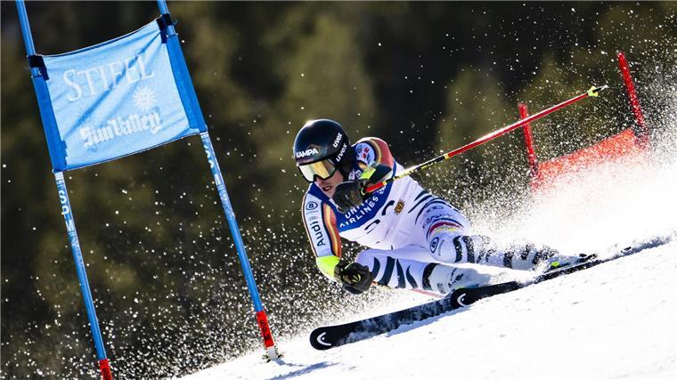 Wieder Top Ten für Grammel - Meillard gewinnt Riesenslalom Anton Grammel zeigte beim Weltcup-Finale eine starke Leistung.