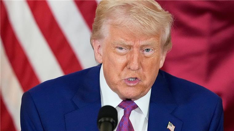 Trump: Apple soll in Indien nur für dortigen Markt bauen Apple könne Geräte auch in Indien bauen - aber nur für den dortigen Markt, sagt Trump. (Archivbild)