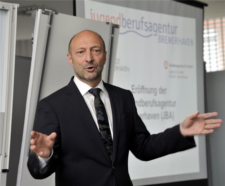 Bremerhaven und Bremen: Wechsel an der Spitze der Arbeitsagentur Arbeitsagentur-Chef Götz von Einem geht in den Ruhestand.