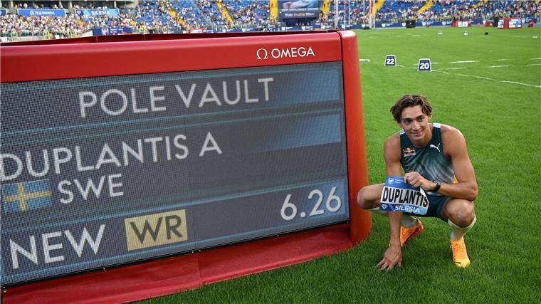 Stab-Star Duplantis und Ingebrigtsen mit Weltrekorden Armand Duplantis sprang schon seinen dritten Weltrekord in dieser Saison.