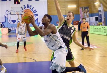 Armani Moore steuerte 20 Punkte zum Heimsieg der Eisbären bei.