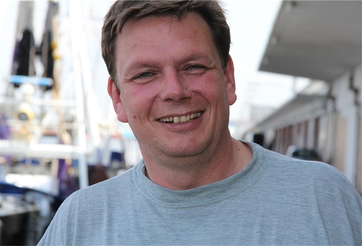Arne Schmidt ist Chef bei der Kutterfisch-Zentrale und bei der Krabbenfischer-Genossenschaft. Jetzt ist er auch noch beim Marktführer „Deutsche See“.