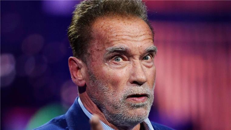 Arnold Schwarzenegger ist vom Zoll am Münchener Flughafen festgesetzt worden.