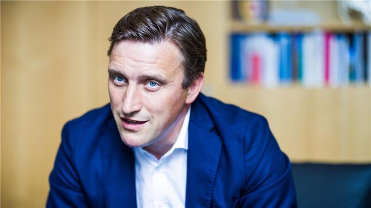 CDU will Obergrenzen für Wölfe – Antrag im Landtag Artenvielfalt und Landwirtschaft dürften nicht länger dem Wolf untergeordnet werden, sagt CDU-Chef Lechner. (Archivbild)