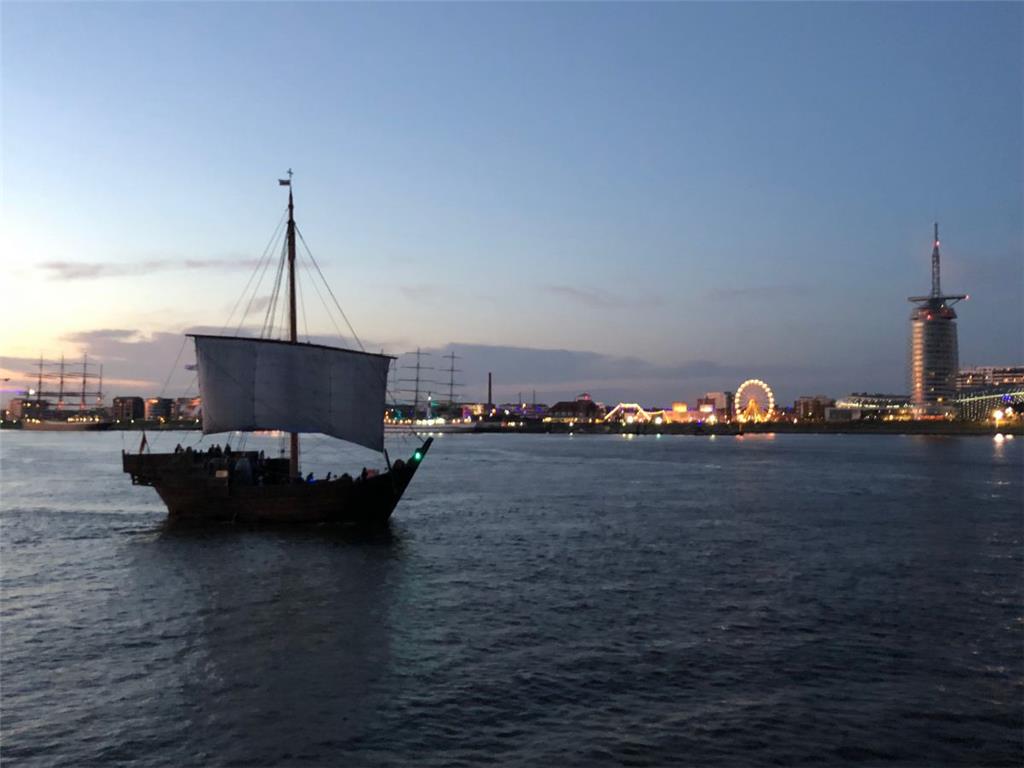 Atemberaubender Blick auf die Seestadt von der &quot;Alex II&quot;. Foto: Linne