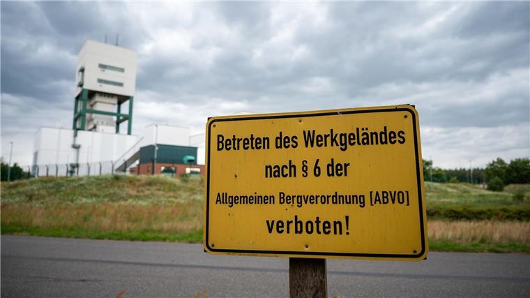 Niedersachsen will Gorleben ab 2025 zurückbauen Atomkraftgegner befürchten, dass in Gorleben länger Atommüll gelagert wird als angekündigt. (Archivbild)