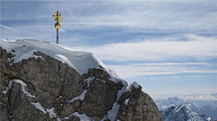Auch auf der Zugspitze starb ein junger Mann durch einen Blitzschlag.
