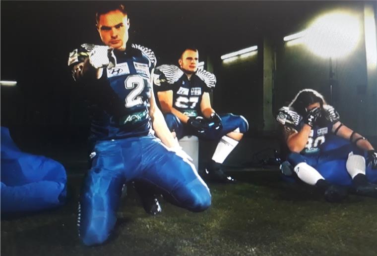 Profi-Sportler zocken beim Esport-Nordcup Auch die Bremerhaven Seahawks sind mit einem Team beim Esport-Nordcup vertreten. Gedaddelt wird „Fifa 2020“ auf der Playstation.