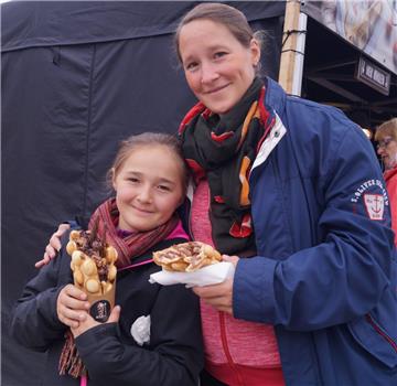 Auch die Bubble-Waffeln kamen bei den Besuchern gut an. Foto: Wurm