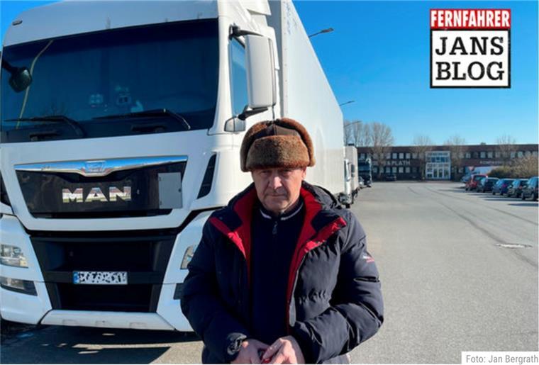 Lkw-Fahrer aus Ukraine strandet drei Tage im Fischereihafen Auch ein Kriegsschicksal: Igor Vdorin, Lkw-Fahrer aus der Ukraine, musste tagelang in Bremerhaven ausharren, bevor er von seiner Spedition in der Ukraine neue Order bekam. Er fährt jetzt über Rumänien Fisch nach Moldavien.