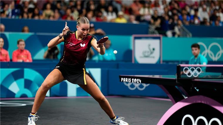 Niederlage gegen Japan: Tischtennis-Frauen kämpfen um Bronze Auch eine starke Annett Kaufmann kann die Halbfinal-Niederlage gegen Japan nicht verhindern.